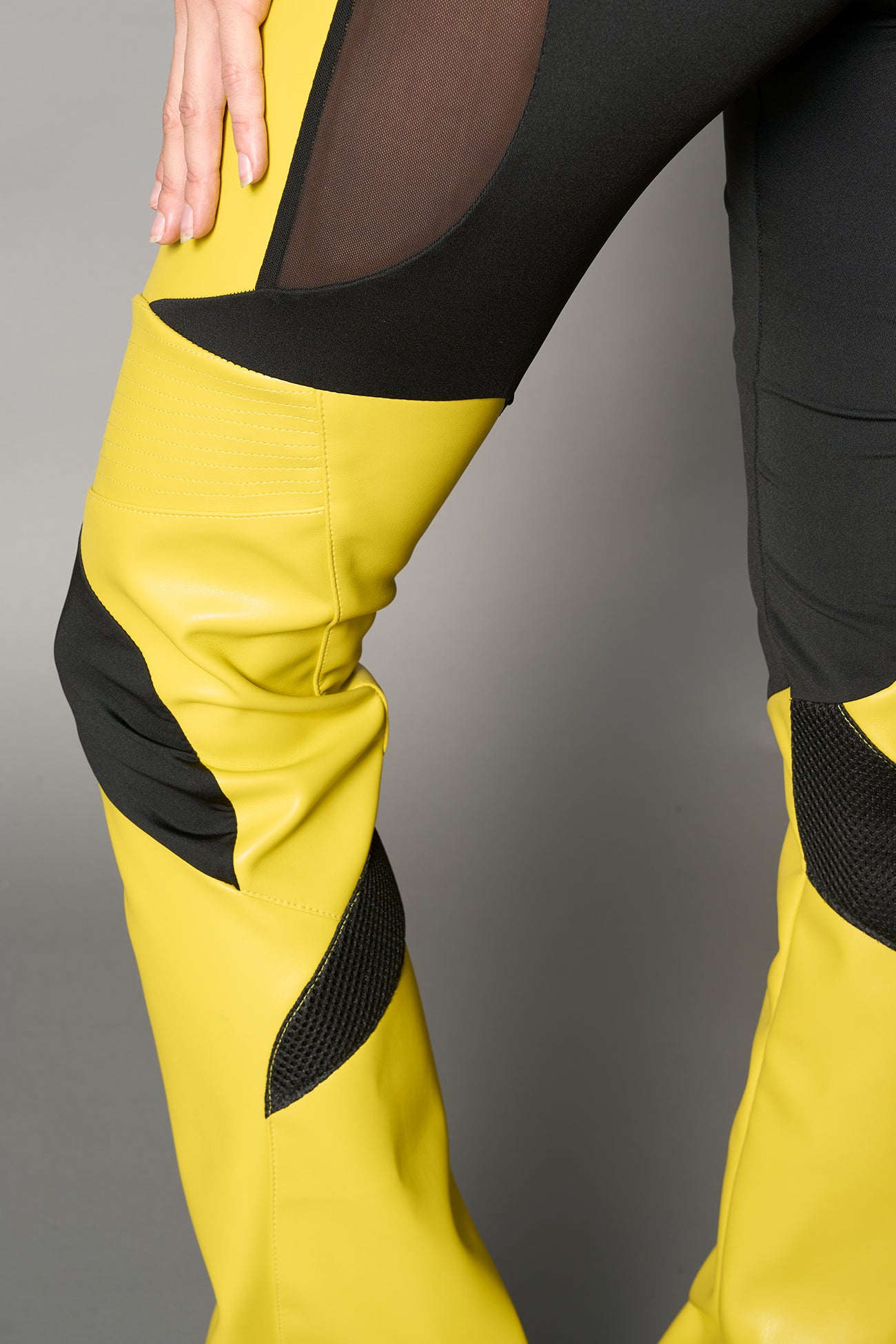 Signature motocross inspired paneling technique