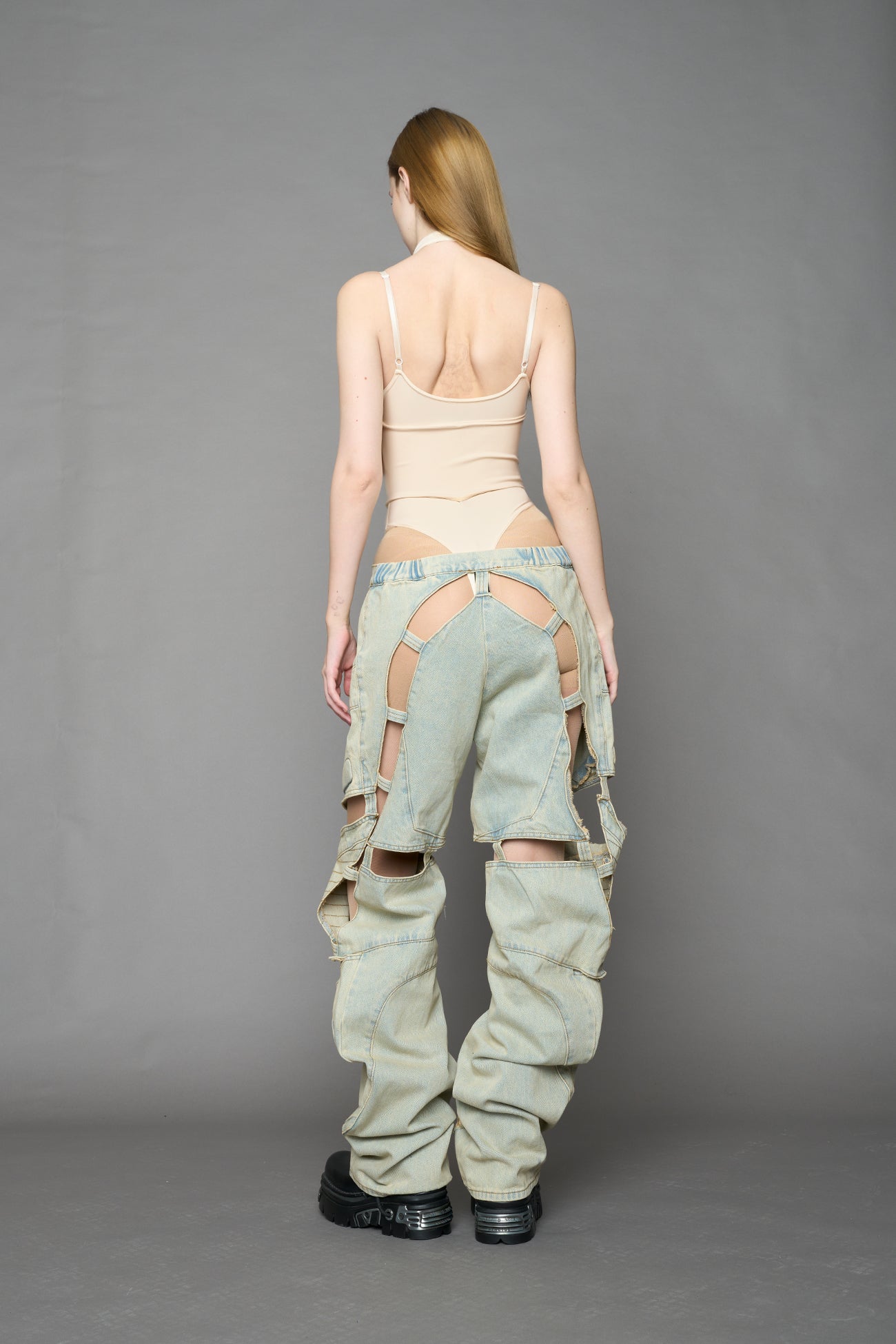 Layered Contour Body — view 8