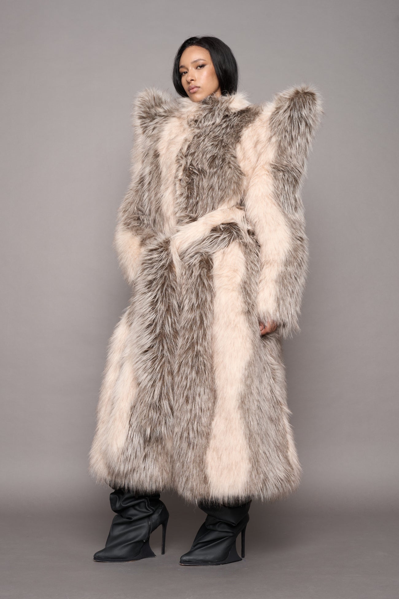 Doomsday Faux Fur Coat Dune — view 6